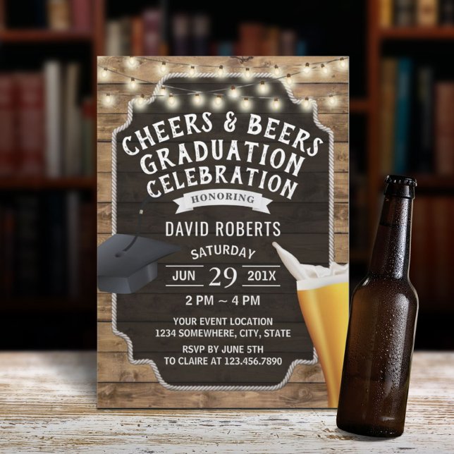 Cheers & Beers Rustic Wood Graduation Party Einladung (Von Creator hochgeladen)