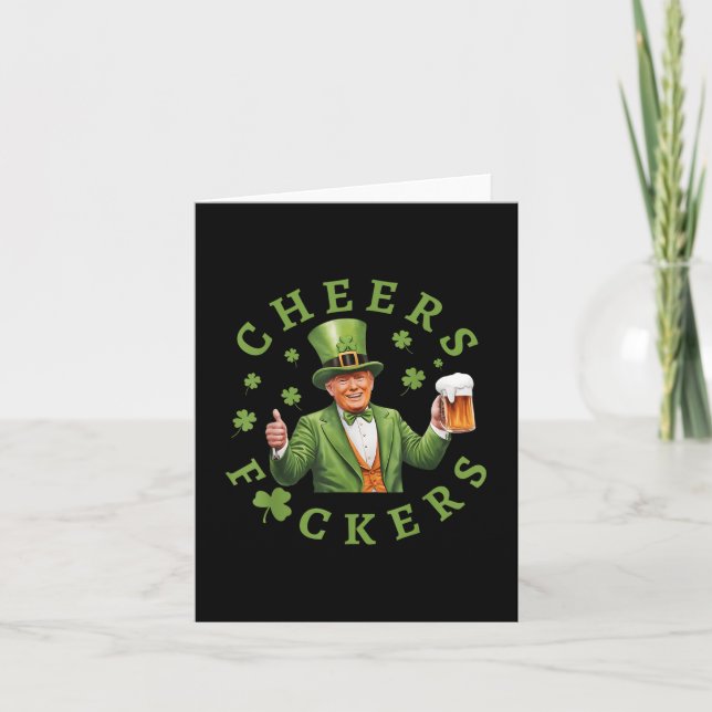 Cheers F.ckers St Patricks Day Funny Beer Drinken Karte (Vorderseite)