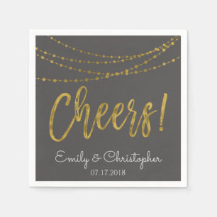 Cheers Gold Foil String Lights und Charcoal Gray Serviette