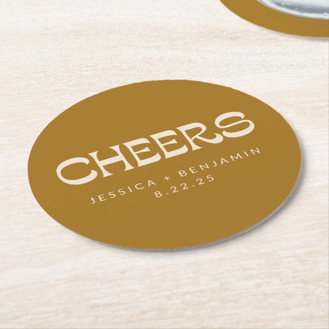 Cheers Groovy Gold Typografy Names Wedding Runder Pappuntersetzer (Angewinkelt)