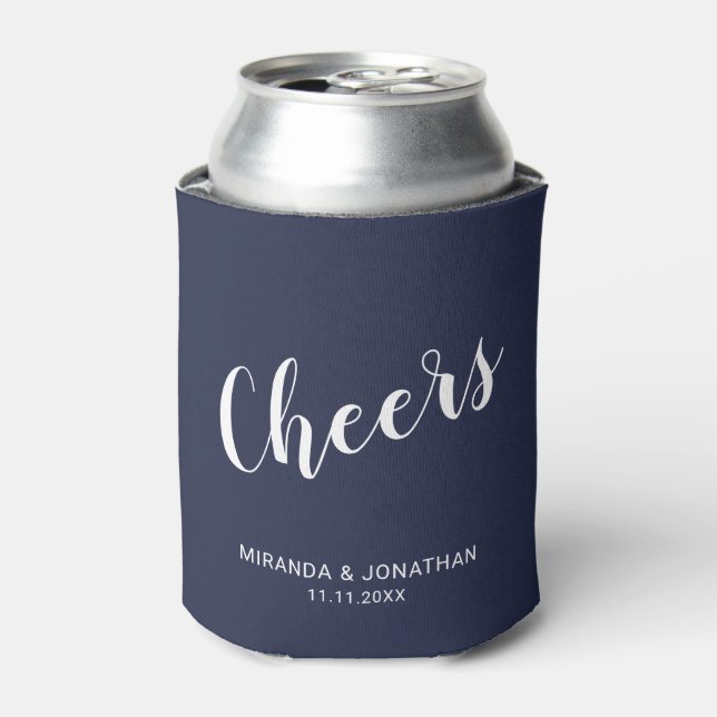 "Cheers" Modernes Script Navy Blue Dosenkühler (Kanne Vorderseite)