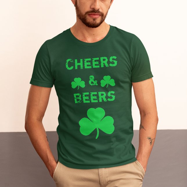 Cheers und Biere T-Shirt (Von Creator hochgeladen)