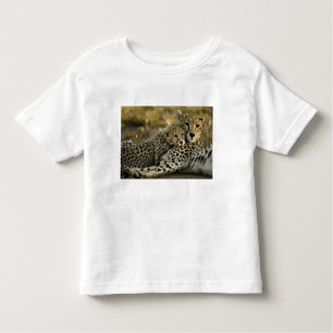 Cheetah, Acinonyx jubatus, mit Krüge im Masai 2 Kleinkind T-shirt