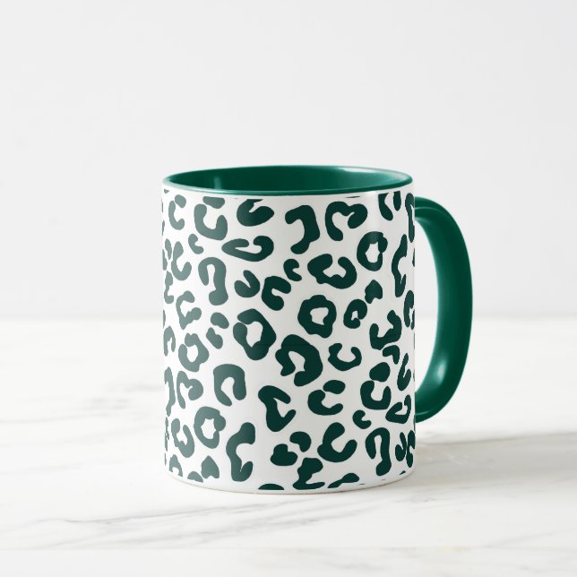 Cheetah Animal Print in Pine Green und White Tasse (VorderseiteRechts)
