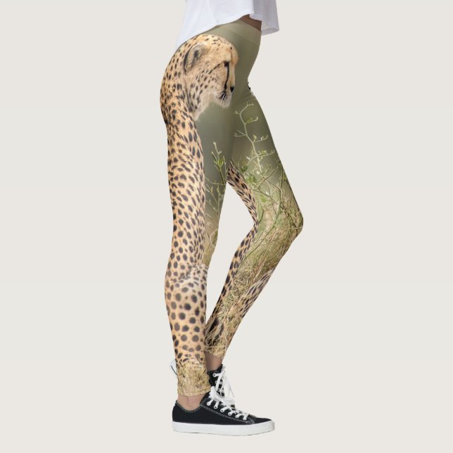 Cheetah fotografiert in der Wildqualität Leggings (Rechts)