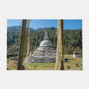 Chendebji Chorten in Bhutan, Himalaya, Asien Fußmatte
