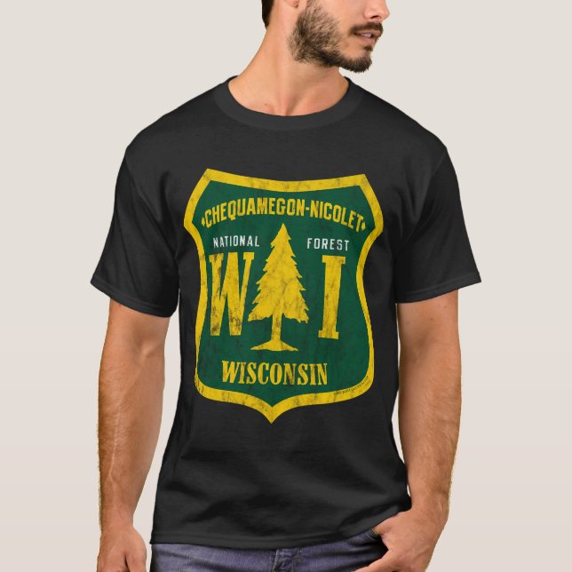 Chequamegon Nicolet National Forest Shield Look T-Shirt (Vorderseite)