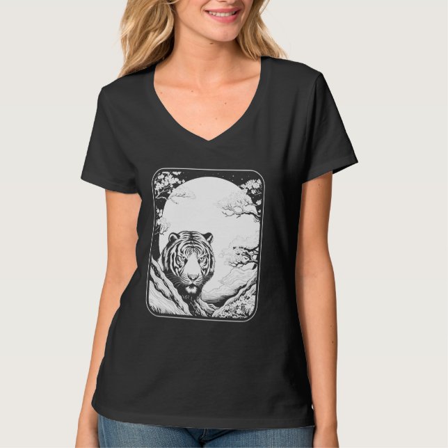 Cherry Blossom Moon Big Cat - Wildlife Animal Tige T-Shirt (Vorderseite)