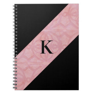 Cherry Blossom Pink Batik und Black Mit Monogramm Notizblock