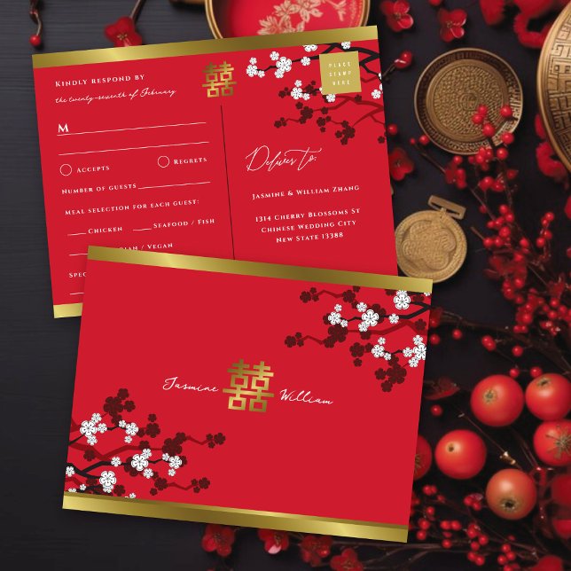 Cherry Blüten und Double Xi Chinesischer Hochzeits Einladungspostkarte (White Cherry Blossoms ON Red And Gold Double Happiness Chinese Wedding RSVP Postcard @ fat_fa_tin)