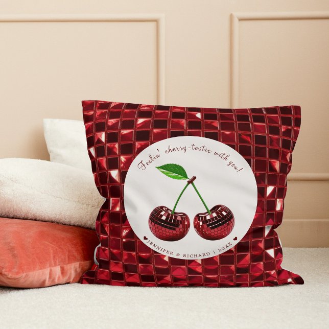 Cherry Coded Valentine's Day Custom Kissen (Cherry Coded Valentine's Day Custom Throw Pillow
)