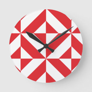 Cherry Red Geometric Deco Cube Pattern Runde Wanduhr