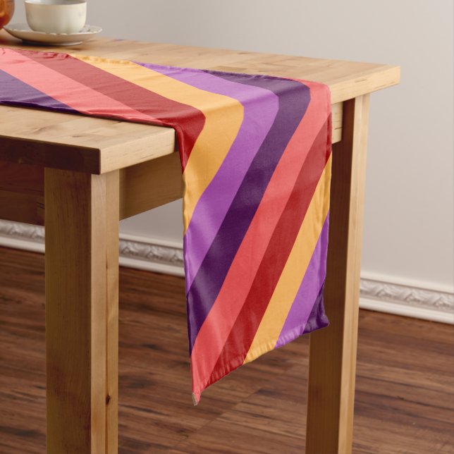 Cherry Red Violet Stripes Small Table Runner Kurzer Tischläufer (Beispiel)