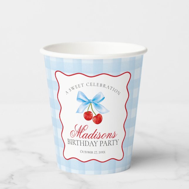 Cherry Sweet Blue Coquette Bow Gingham Birthday Pappbecher (Vorderseite)