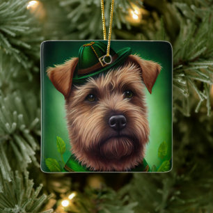 Chesapeake Bay Terrier in St Patrick's Day Dress Keramikornament