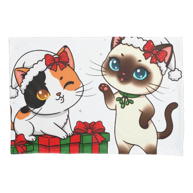 Chibi Christmas Cats with Presents Kissenbezug (Vorderseite)