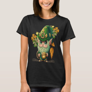 Chibi Gnome Adorable St Patrick's Day in einem Nie T-Shirt