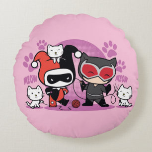 Chibi Harley Quinn & Chibi Catwoman mit Katzen Rundes Kissen