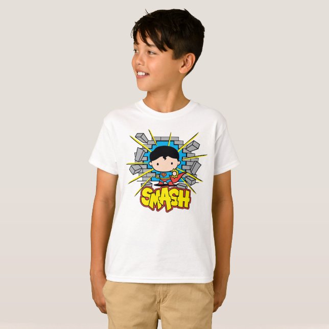Chibi Superman schleicht durch eine Ziegelmauer T-Shirt (Vorne ganz)