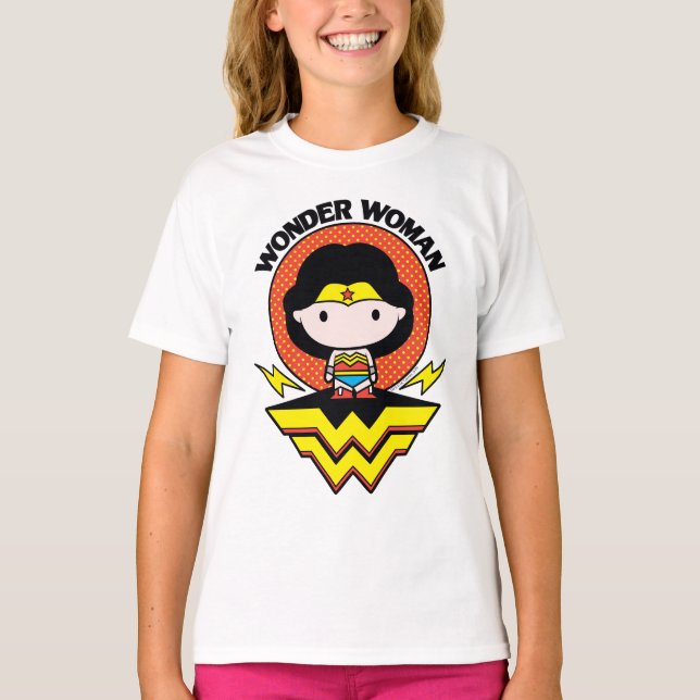 Chibi Wonder Woman mit Polka Docks und Logo T-Shirt (Vorderseite)