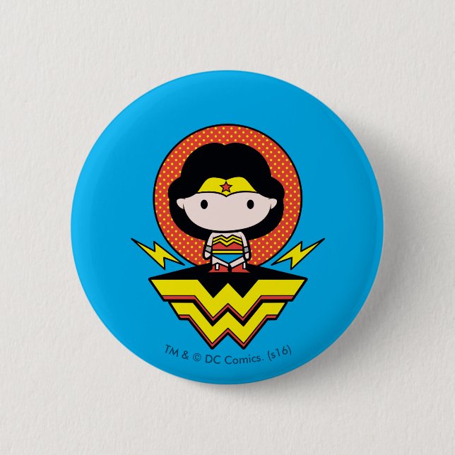 Chibi Wonder Woman mit Polka Punkten und Logo Button (Vorderseite)