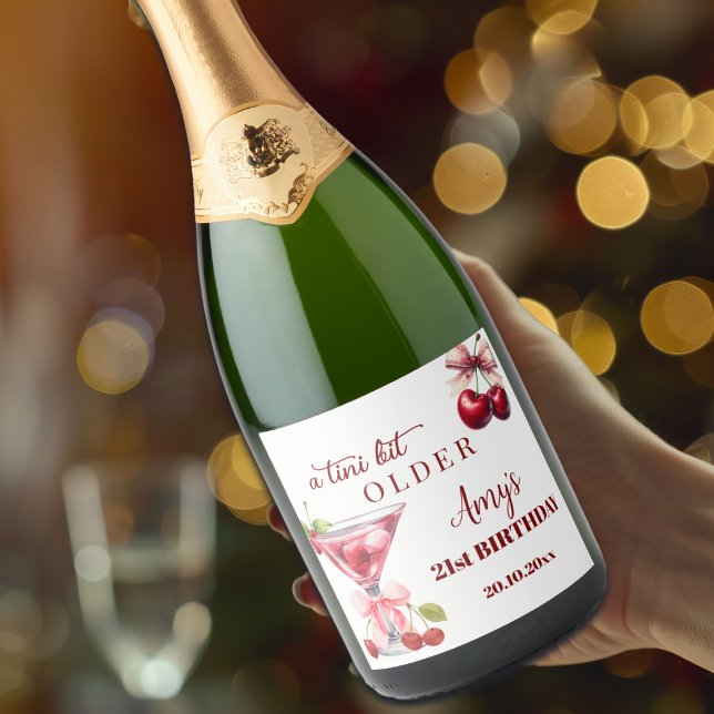 Chic A Tini Bit Älterer Cherry Martini 21. Geburts (Von Creator hochgeladen)