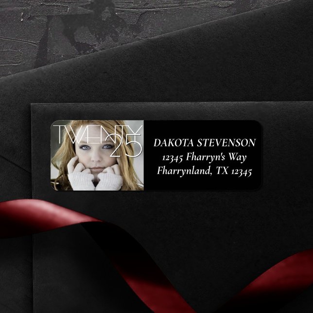 Chic Abschluss | Klassisches Script Grad Foto (Von Creator hochgeladen)