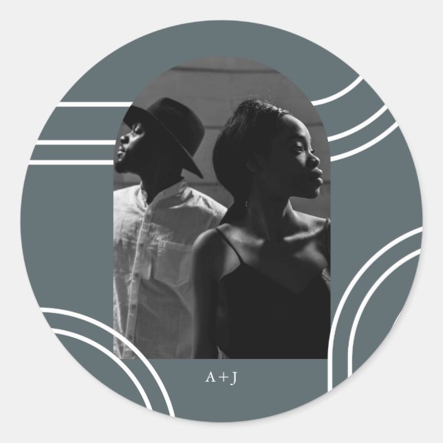 Chic Arches mit Monogram Blue Foto Wedding Runder Aufkleber (Vorderseite)