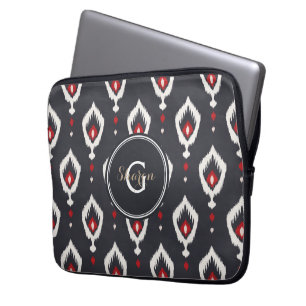 Chic black and red ikat tribal pattern monogram laptopschutzhülle