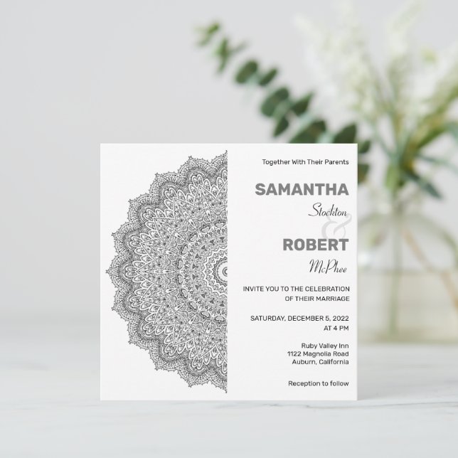 Chic Black and White Mandala Wedding Einladung (Stehend Vorderseite)