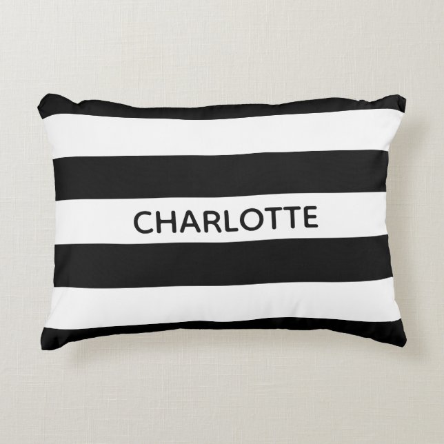 Chic black and white streifen individuelle Name mo Dekokissen (Vorderseite)