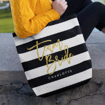 Chic Black and White Stripes Imitate Gold Team Bri<br><div class="desc">All-Over-Print Tote Bag mit den Worten "Team Bride" in Imitate Gold-Folie trendy Skript vor einem schwarz-weiß Streifen Muster Hintergrund. Ideal für Hochzeiten von Brautmädchen, Trauzeugin und Blume. Weitere passende Elemente finden Sie hier https://www.zazzle.com/collections/119250194970828530?rf=238364477188679314 Personalisieren Sie sie durch Ersetzen des Platzhaltertextes. Für weitere Optionen, wie zum Beispiel den Schriftart zu ändern...</div>