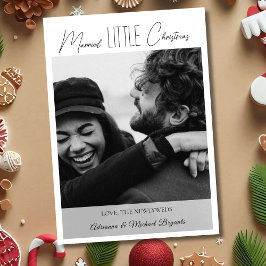 Chic Black Calligraphy Married Little Christmas Feiertagskarte