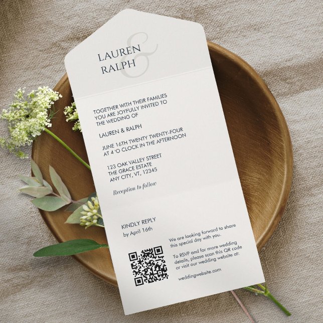 Chic Black & Ivory Monogram Initials All In One Einladung (Von Creator hochgeladen)