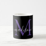 Chic Black Lila Violet Monogram Elegante Script Kaffeetasse<br><div class="desc">Elegante Black Lila Violet Monogram Girly Script Stilvolle Coffee Tasse</div>