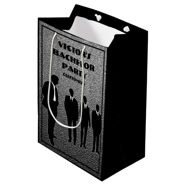 Chic Black & Silver Bachelor Party Mittlere Geschenktüte (Vorderseite Schrägansicht)