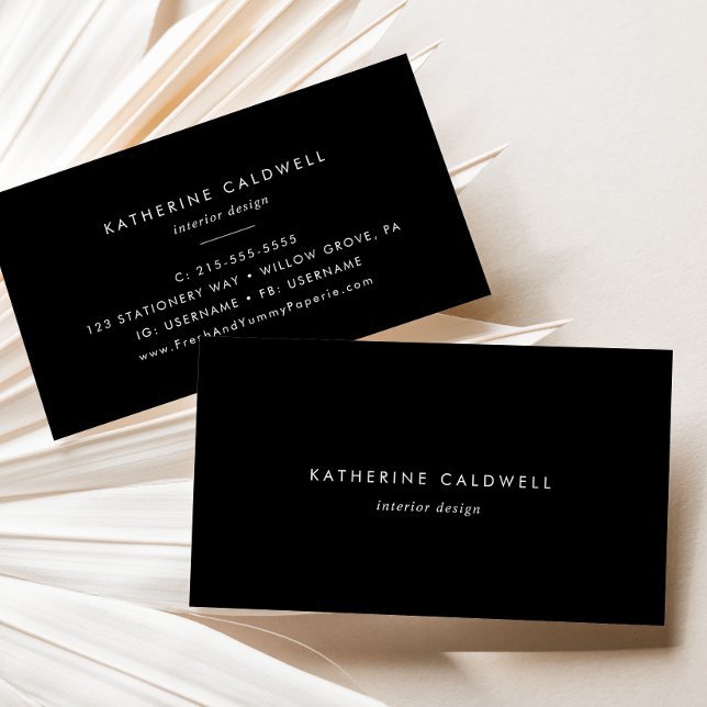 Chic Black Typografy Business Card Visitenkarte (Von Creator hochgeladen)