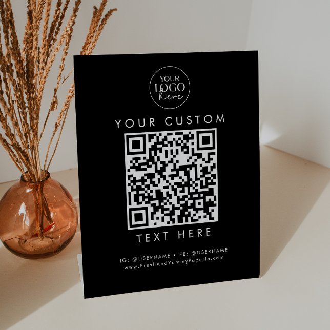 Chic Black Typografy Business Logo Custom QR Code Sockelschild (Von Creator hochgeladen)