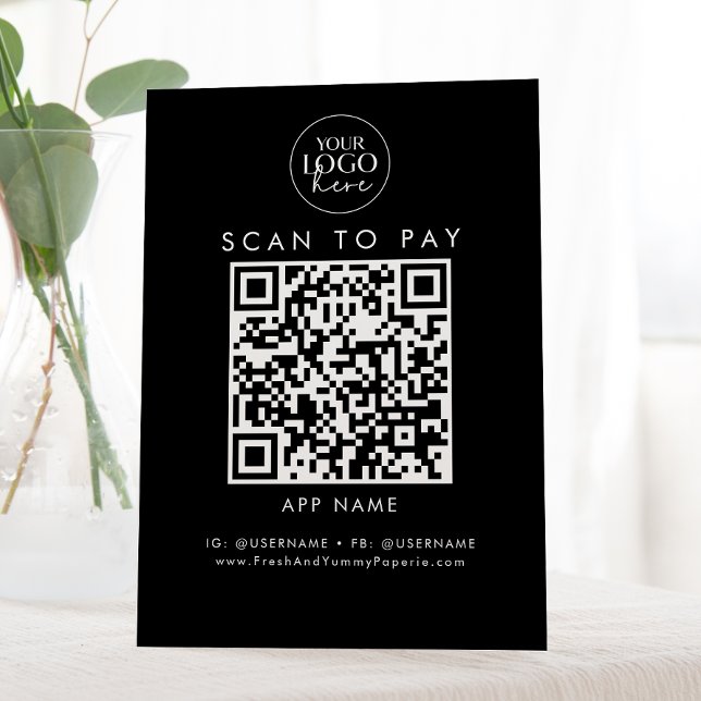 Chic Black Typografy Business Logo Scan zu bezahle Sockelschild (Von Creator hochgeladen)