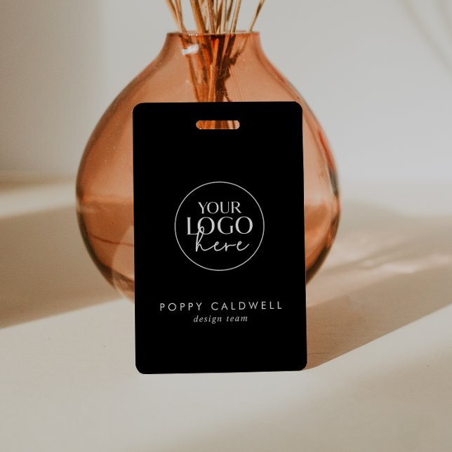 Chic Black Typografy Logo QR Code Mitarbeiter ID Ausweis (Von Creator hochgeladen)