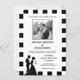 Chic Black & White Foto Checkered Couple Wedding Einladung