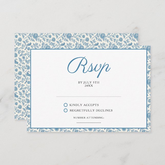 Chic Blue Toile de Jouy Floral Border Wedding RSVP Karte (Vorne/Hinten)