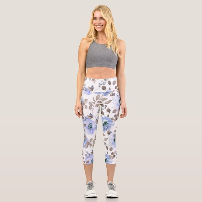 Chic Blue Watercolor-Blume Capri Leggings (Vorderseite)