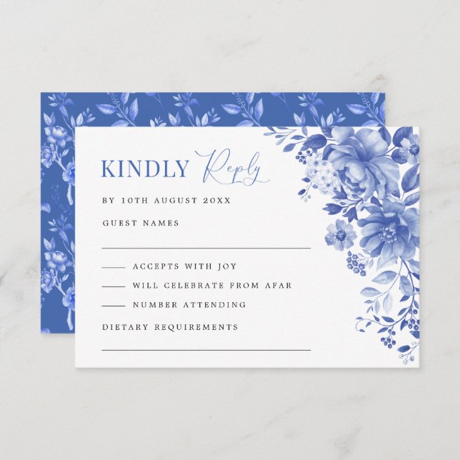 Chic Blue White Chinoiserie Floral Wedding RSVP Karte (Vorne/Hinten)