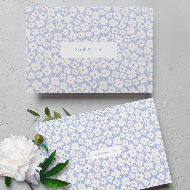 Chic Blue & White Floral Couple Wedding Gästebuch (Von Creator hochgeladen)