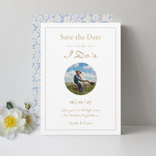 Chic Blue White Floral Daisy Save the Date Card Feiertagskarte