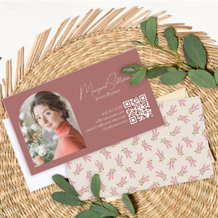 Chic Blume Eleganter einfacher QR-Code Visitenkarte