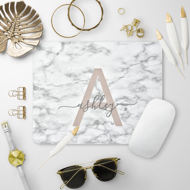Chic Blush Pink White Marble Script Name Monogram Mousepad (Von Creator hochgeladen)