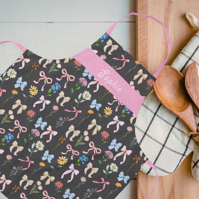 Chic Bow Pink Black Floral Elegance Pattern Baking Schürze (Von Creator hochgeladen)