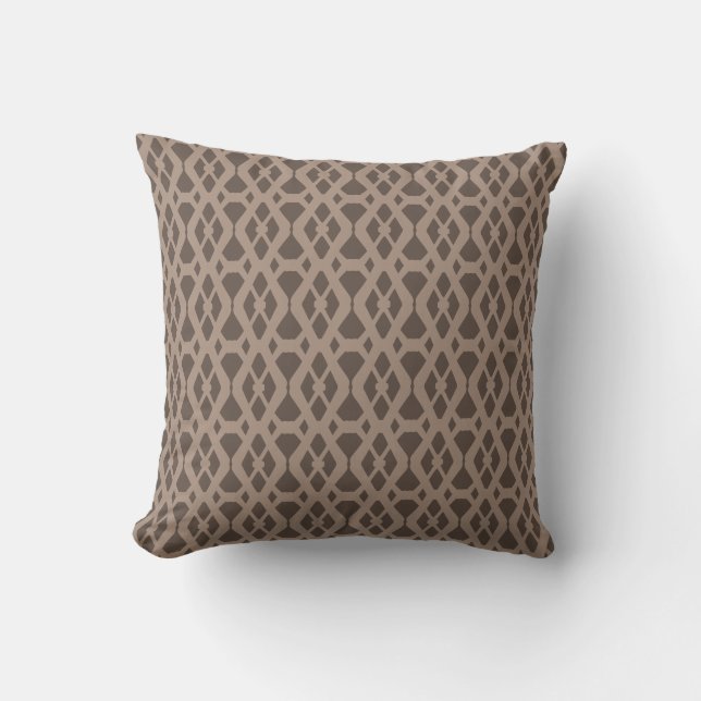Chic Brown and Beige Diamond Pattern Kissen (Vorderseite)